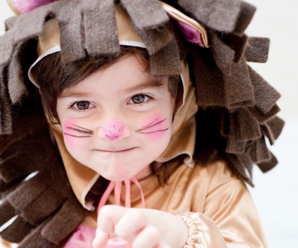 Easy homemade lion Halloween costume for kids