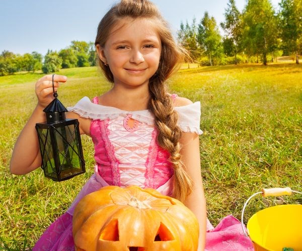 Easy homemade princess Halloween costume for kids